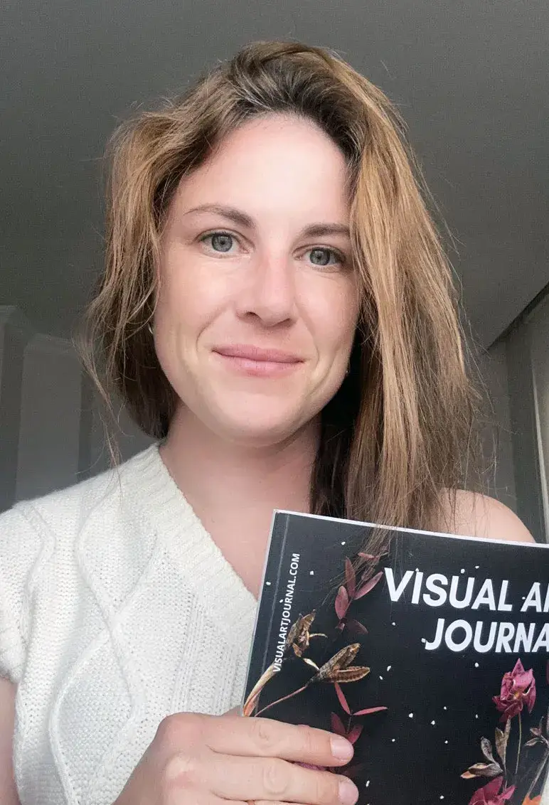 Anna Anna Gvozdeva della redazione di Visual Art Journal